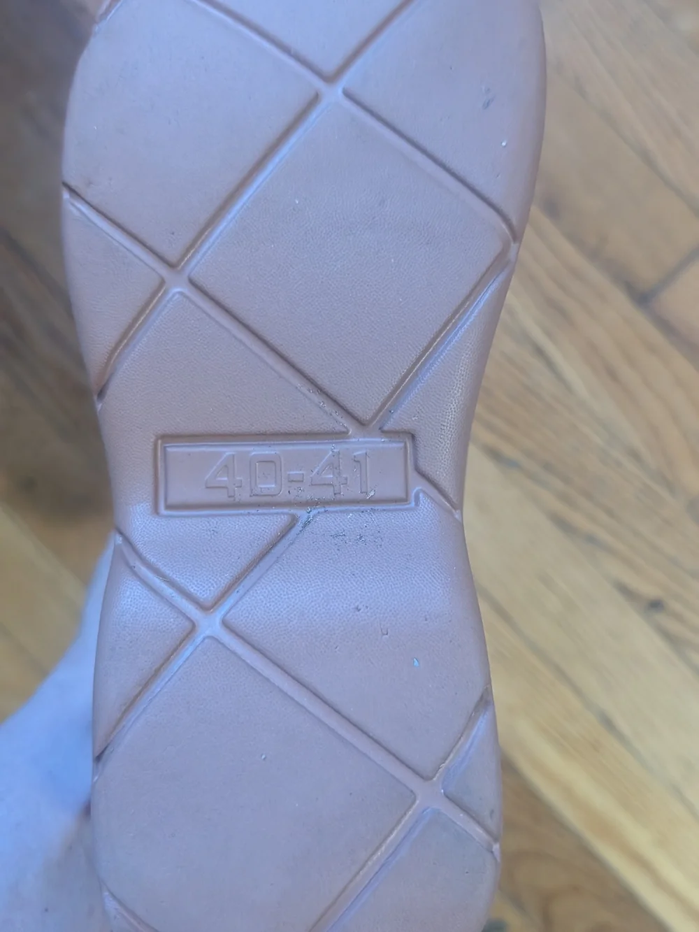Chunky Rubber Ankle Rain Boots in Mauve-Taupe